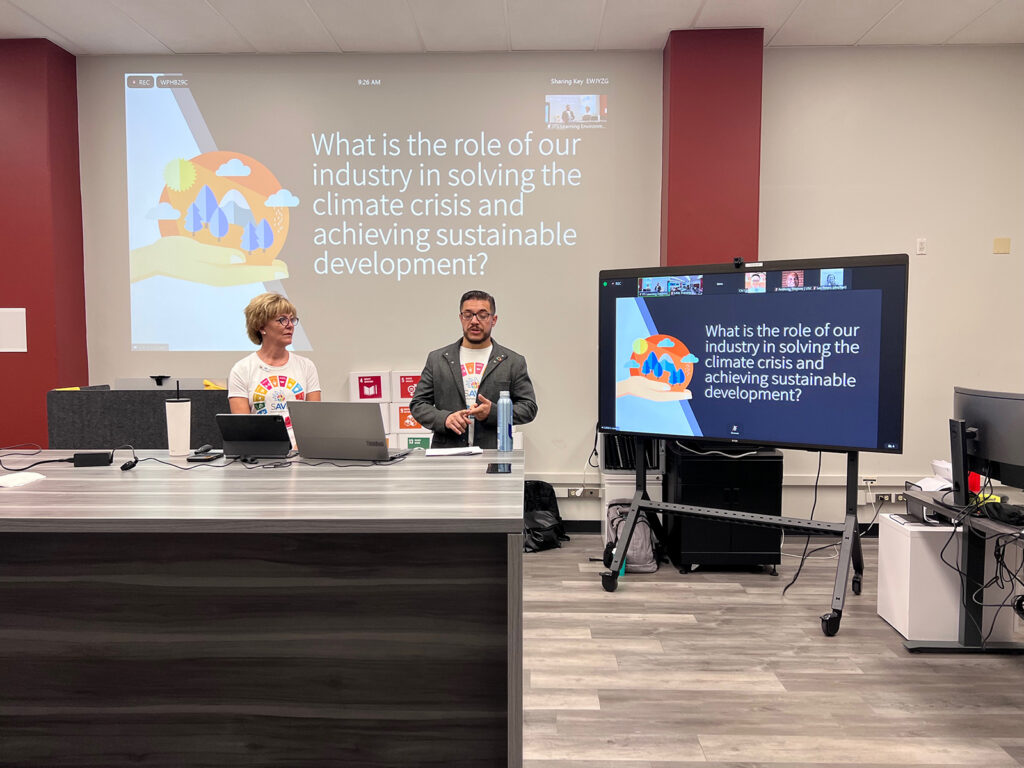 SAVe co-founders Christina De Bono and Joe Perez kick off the workshop at USC. Photo: Lorenzo Bernardi and the University of Southern California